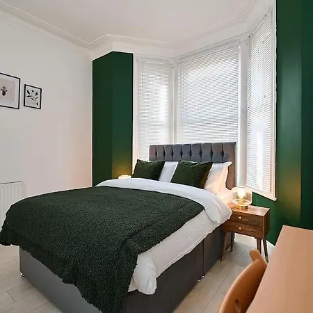 Fabulous 3 Bed Nw London Apartment With Private Garden Exterior photo